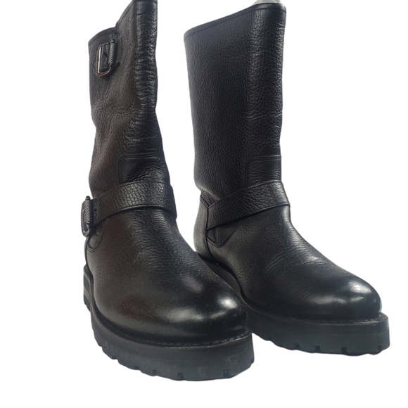 Frye - Picture 2 of 5